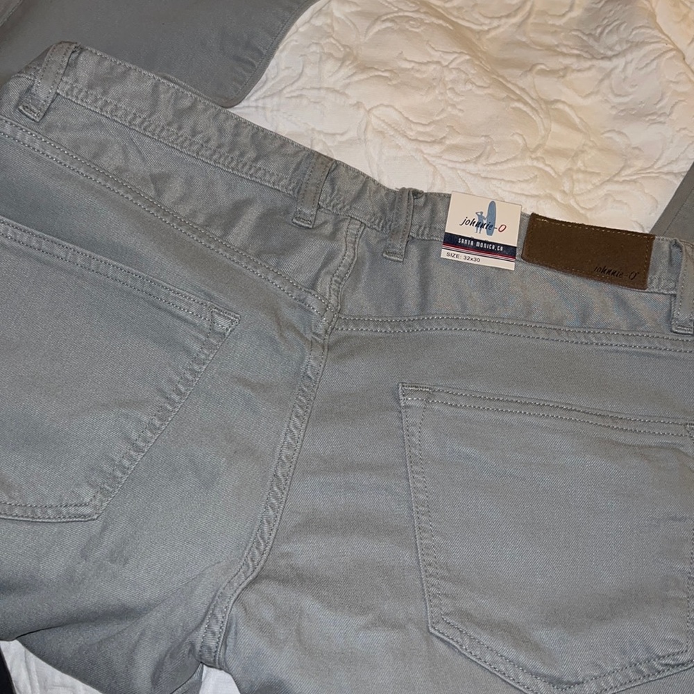 Johnnie-o Hugo Size 32x30 New with tag , not Bag Color MAKO